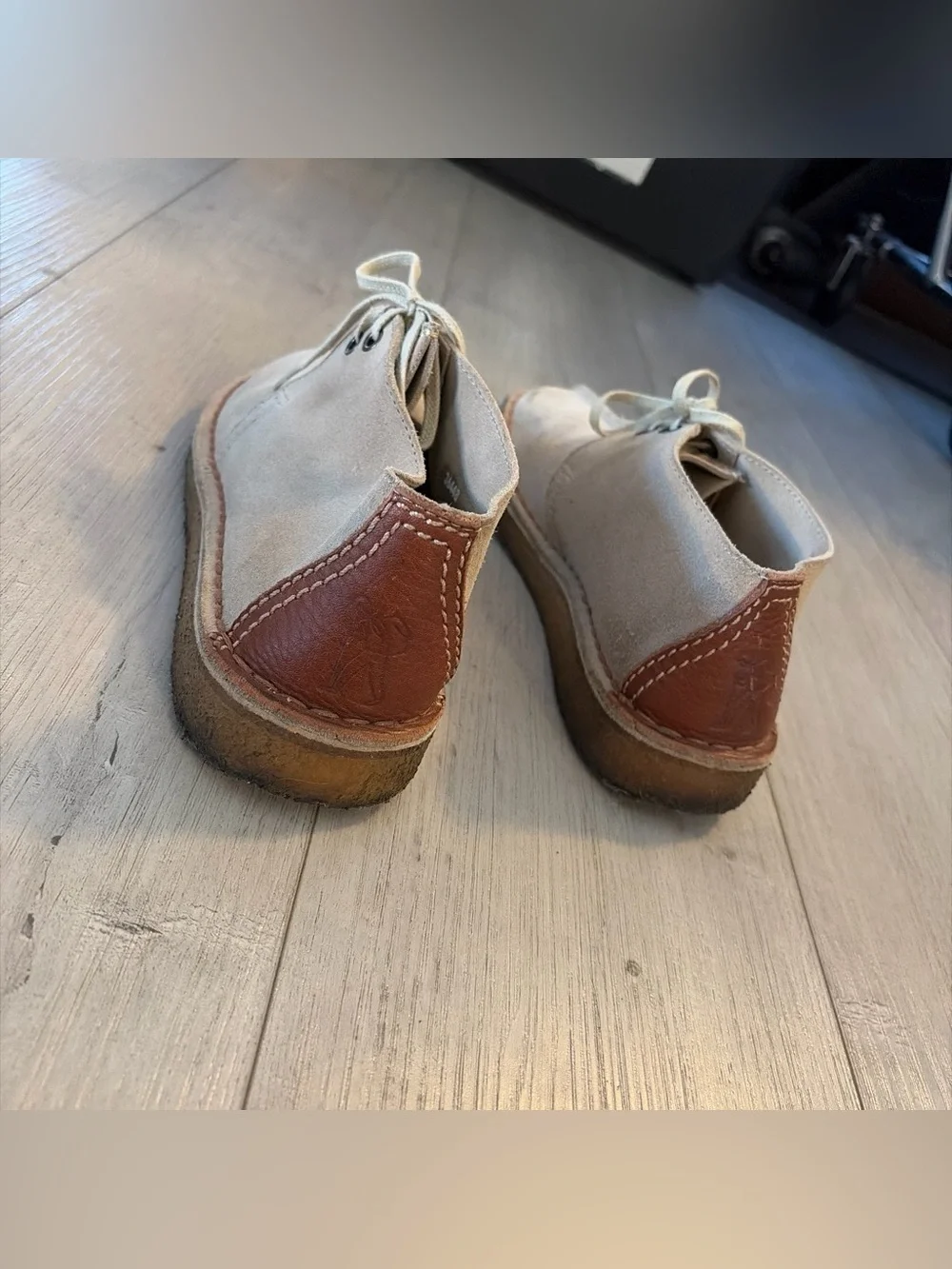 Clarks Originals Desert Trek in light taupe suede